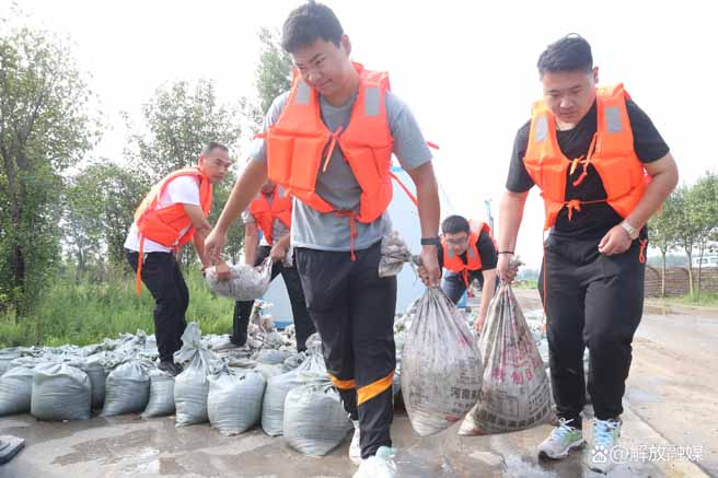 防汛常規(guī)物資|消防滅火裝備|消防救援裝備|水域救援救生|應(yīng)急照明設(shè)備|防汛與應(yīng)急包|水泵發(fā)電機(jī)類|救生救援儀器