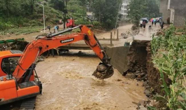 新一輪暴雨來襲，多地加強(qiáng)防汛搶險(xiǎn)救災(zāi)